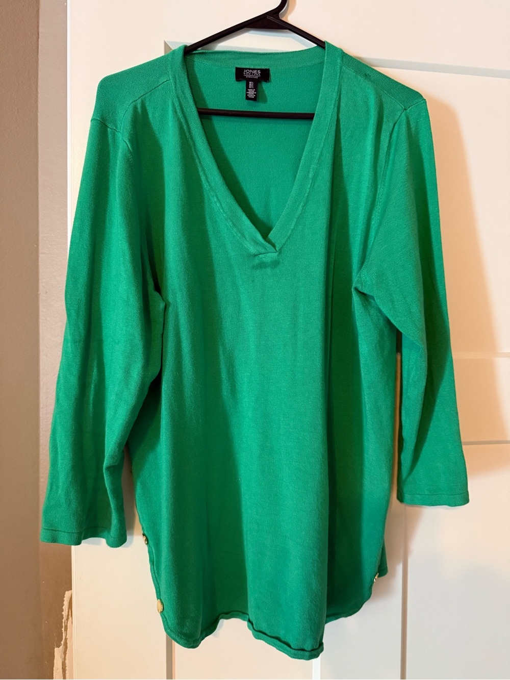 Jones New York Bright Green V-Neck Long Sleeve Top